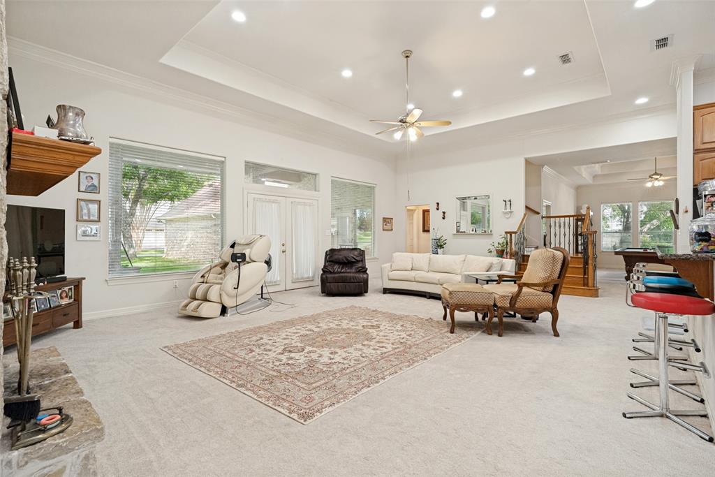 9709 Divot Drive Property Photo 14