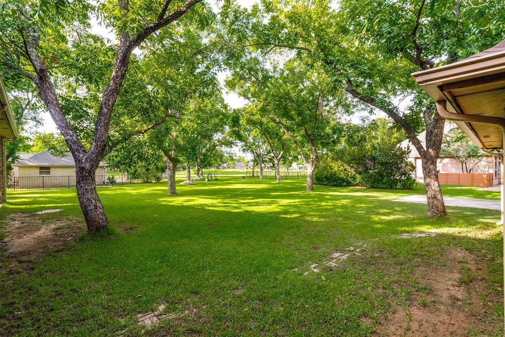 9709 Divot Drive Property Photo 35