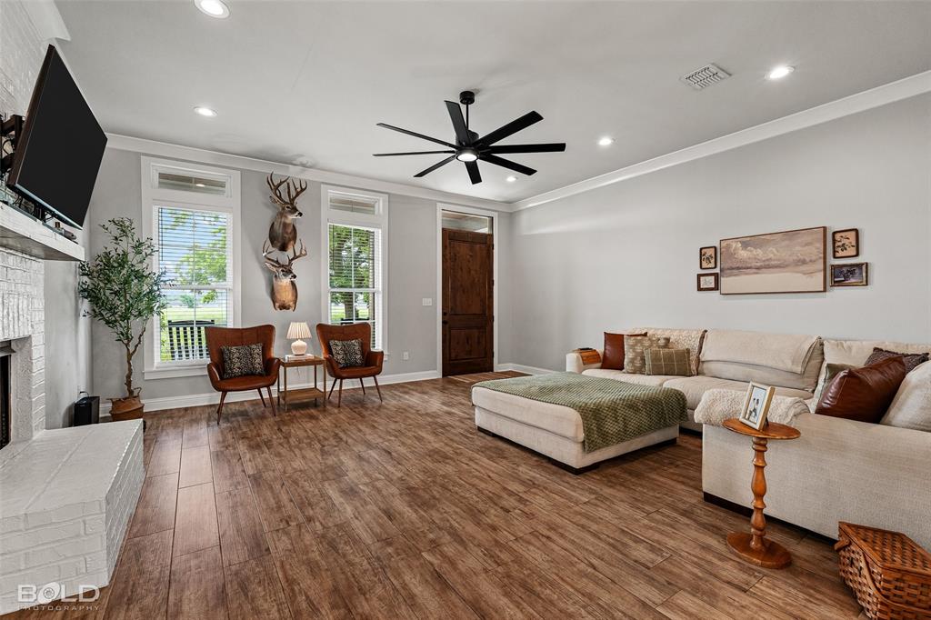 719 Perfect Place Property Photo 3