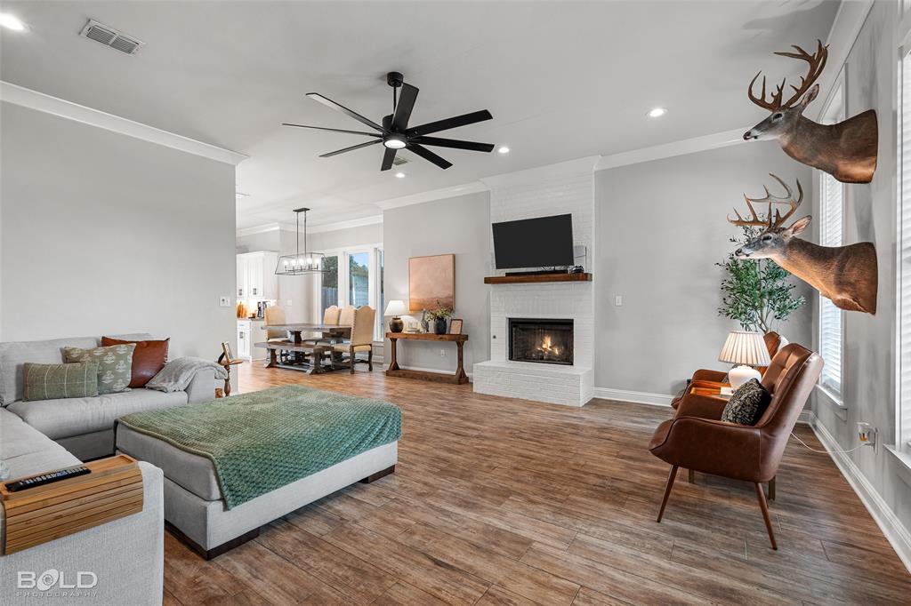 719 Perfect Place Property Photo 4