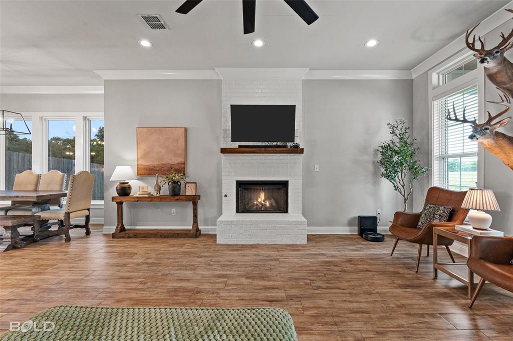 719 Perfect Place Property Photo 5