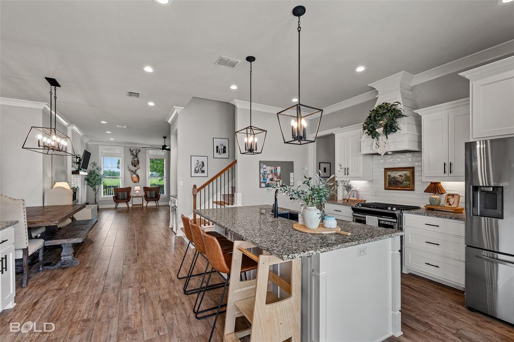 719 Perfect Place Property Photo 12