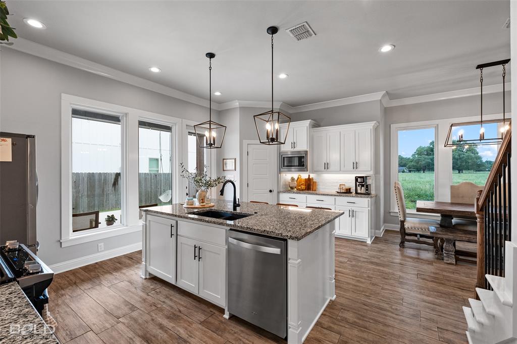 719 Perfect Place Property Photo 13