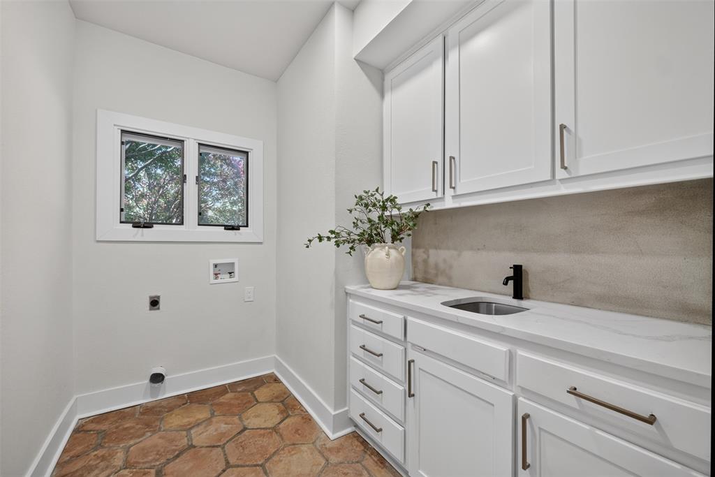 3713 Granada Trail Property Photo 17