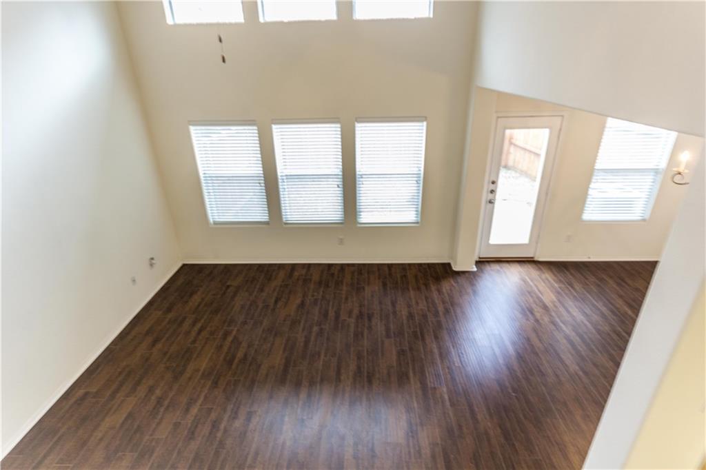 10371 Darkwood Drive Property Photo 9