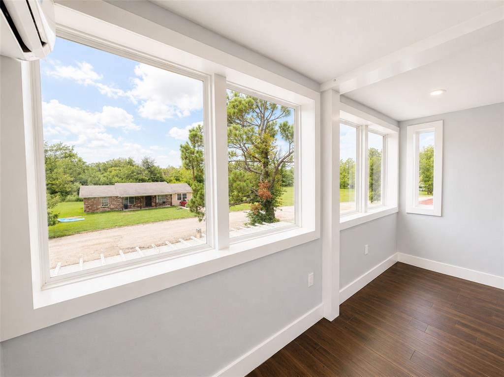 1224 Kennie Drive Property Photo 13