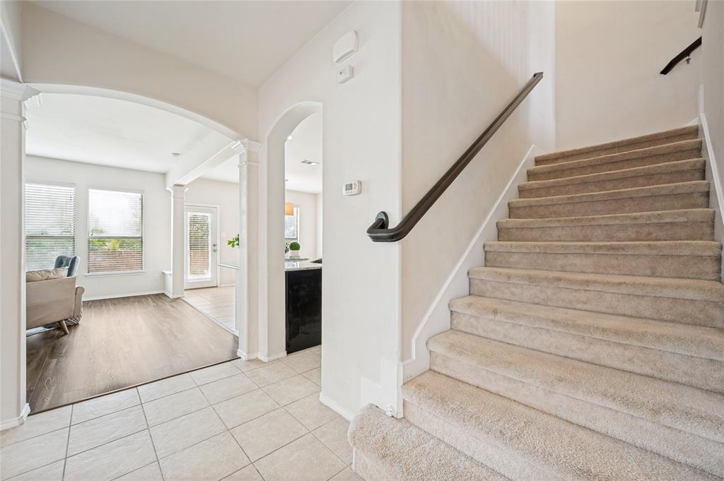 5117 Sweetgum Court Property Photo 4