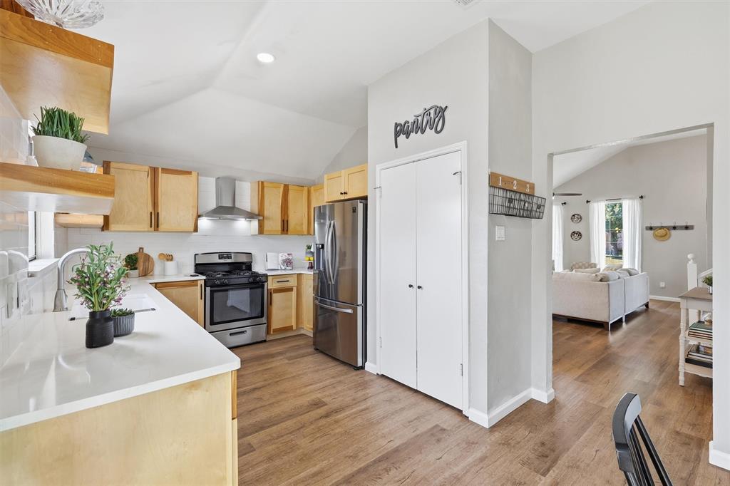 7606 Beverly Drive Property Photo 16