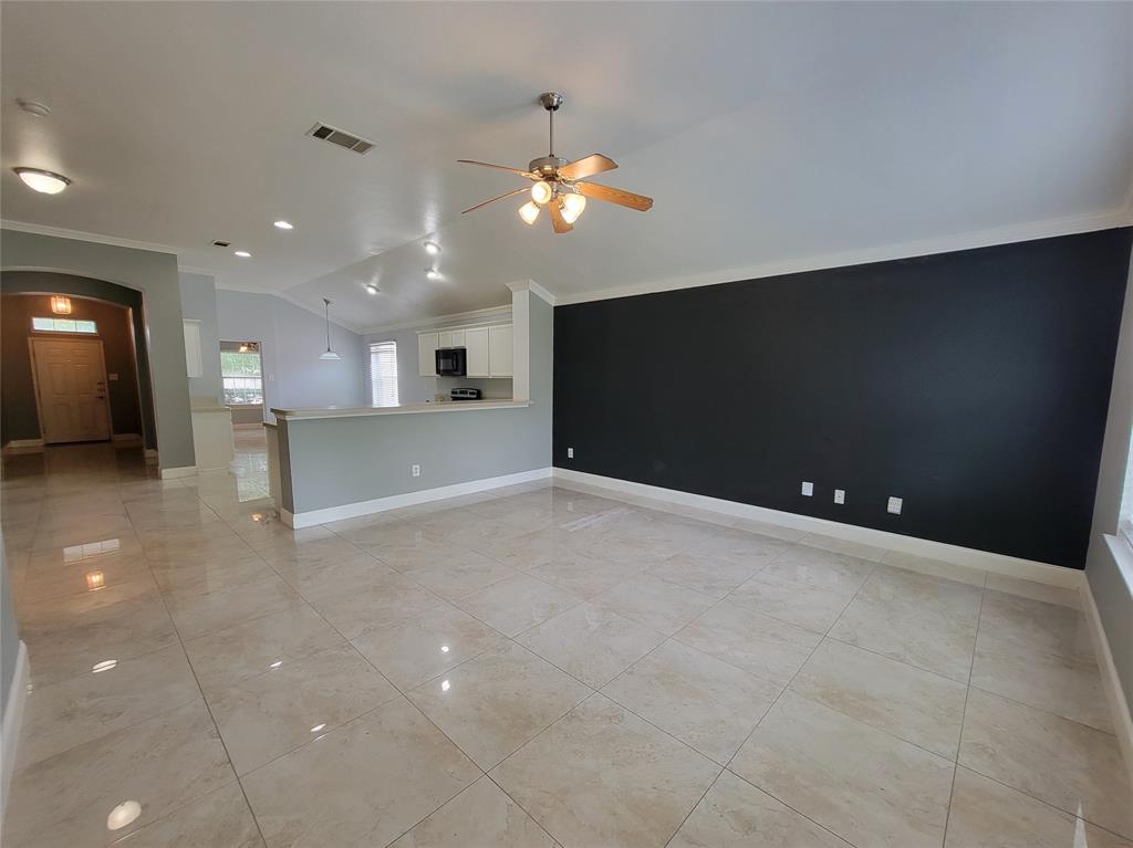 8033 Summer Stream Drive Property Photo 12