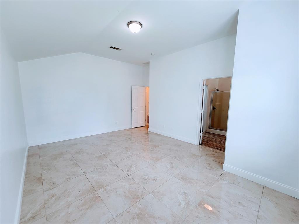 8033 Summer Stream Drive Property Photo 18