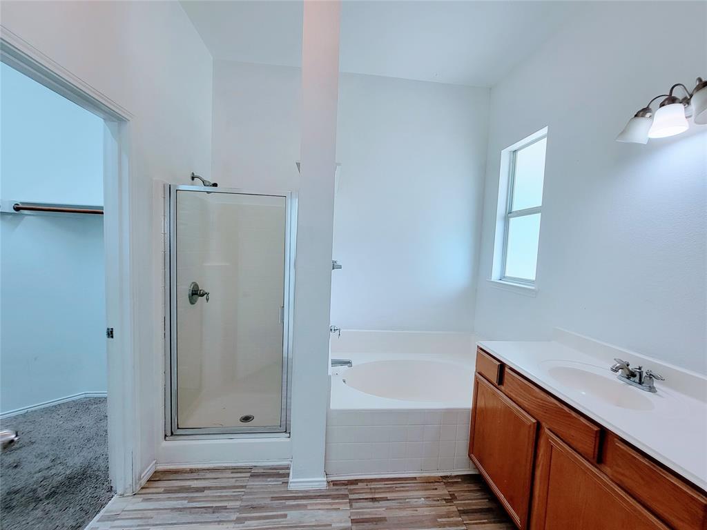 8033 Summer Stream Drive Property Photo 19