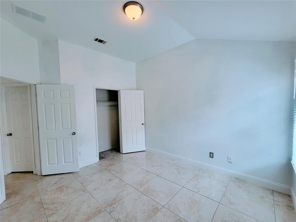 8033 Summer Stream Drive Property Photo 24