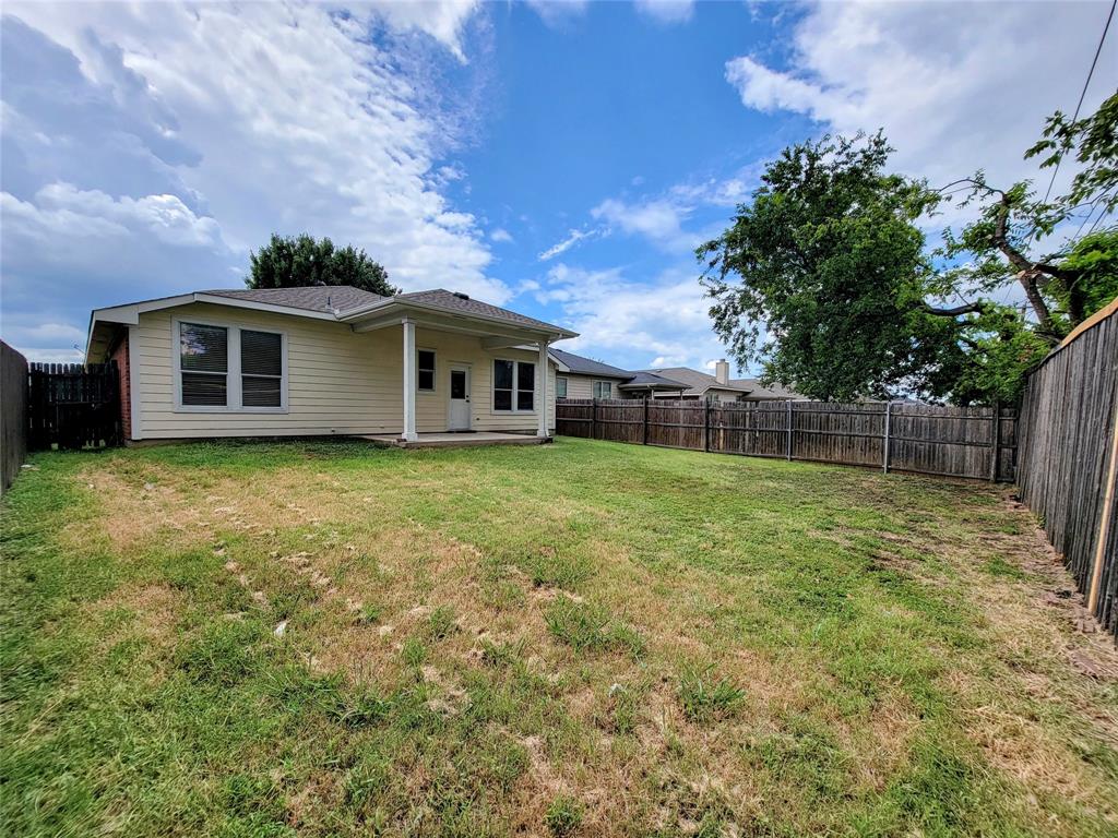 8033 Summer Stream Drive Property Photo 26