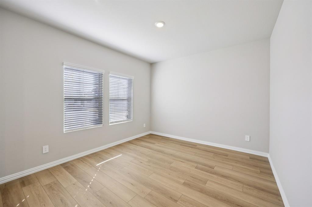 1720 Gardendale Hollow Lane Property Photo 18