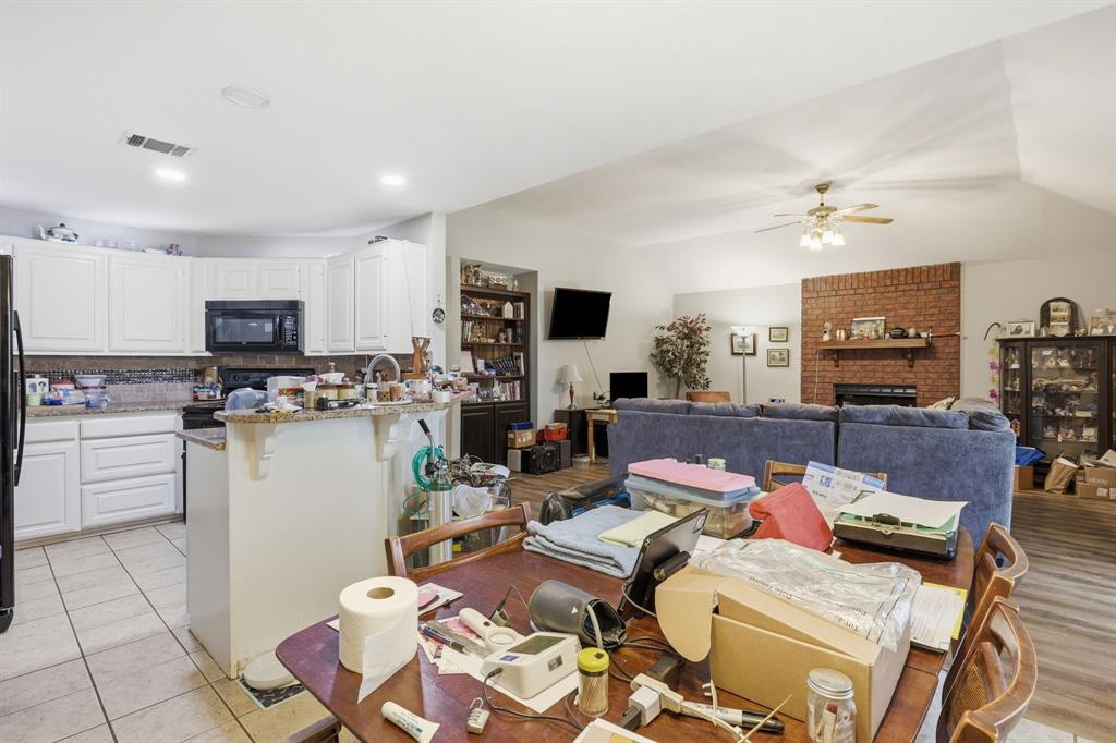 19007 White Bluff Drive Property Photo 7