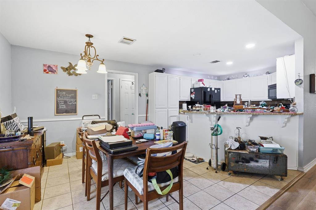 19007 White Bluff Drive Property Photo 8