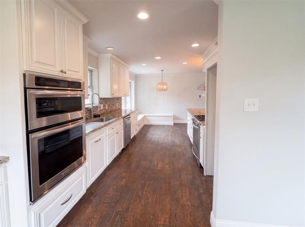 3308 Brookhaven Club Drive Property Photo 2