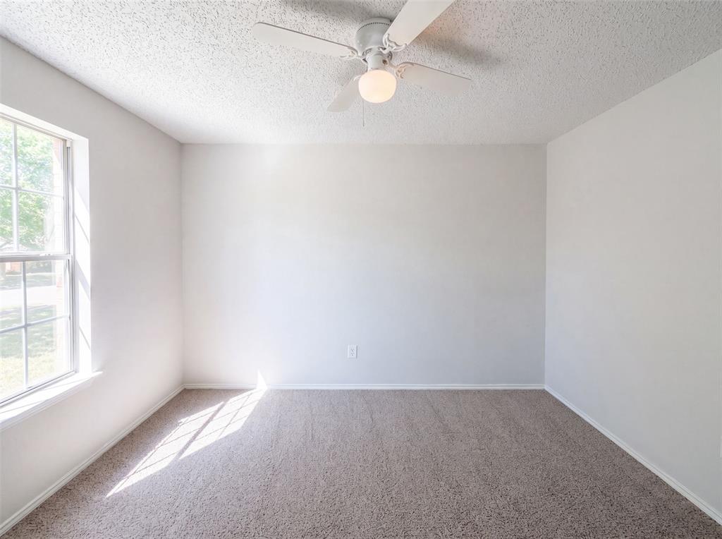 861 Pimernel Lane Property Photo 11