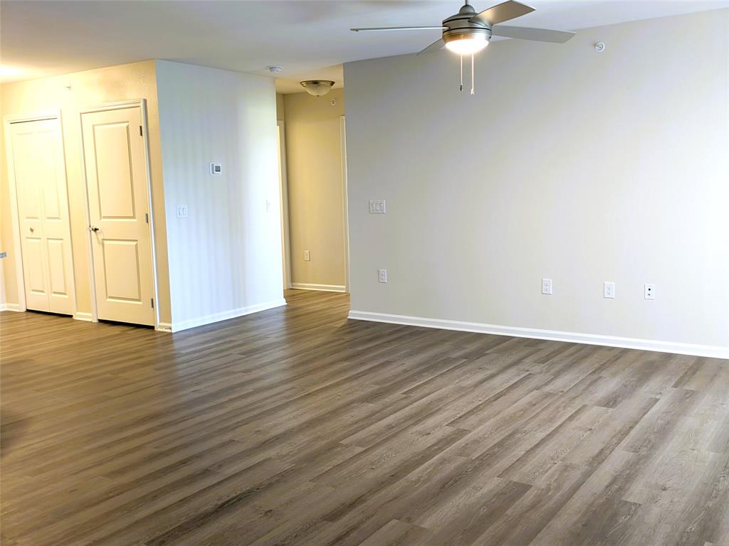 930 Stockton Drive 409 Property Photo 19