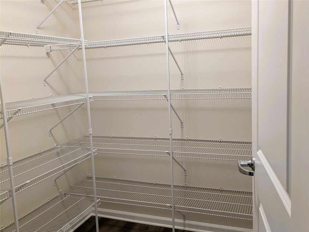 930 Stockton Drive 409 Property Photo 29