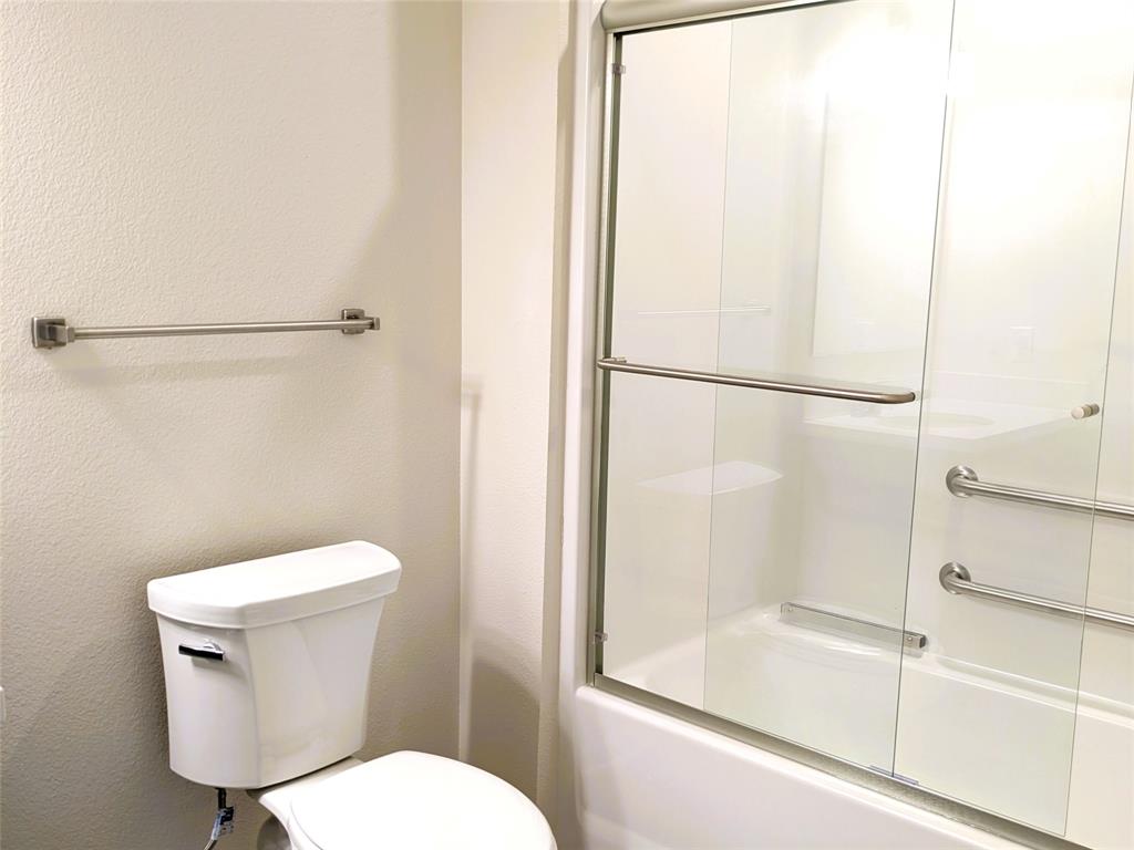930 Stockton Drive 409 Property Photo 30