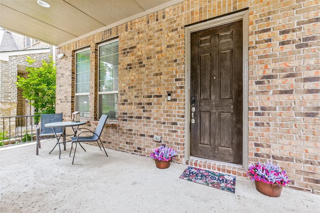 605 Ansley Way Property Photo 2