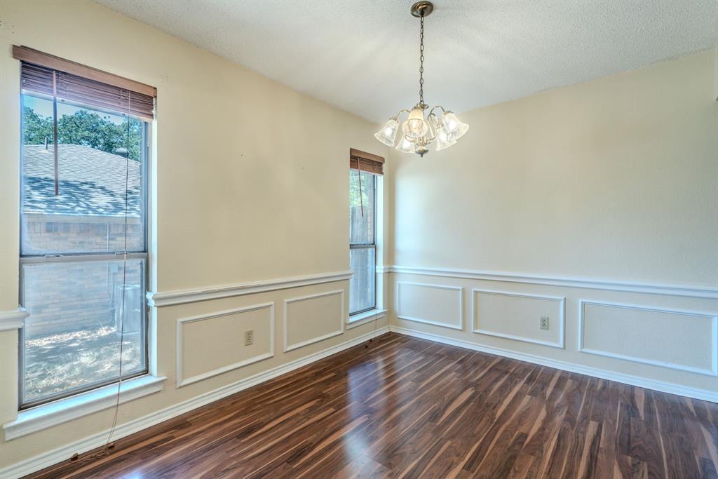 2119 Turf Club Drive Property Photo 10