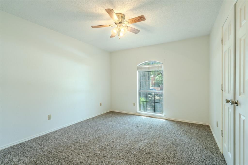 2119 Turf Club Drive Property Photo 20