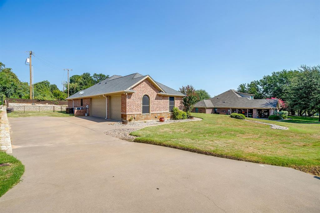 9704 Trinity Court Property Photo 2