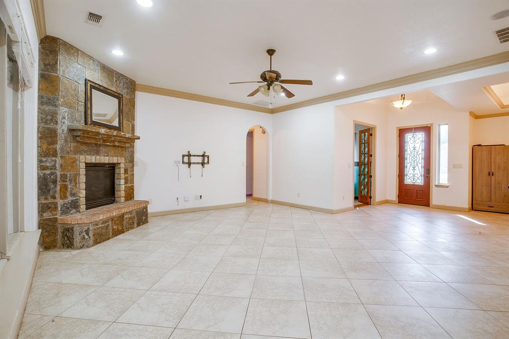 9704 Trinity Court Property Photo 8