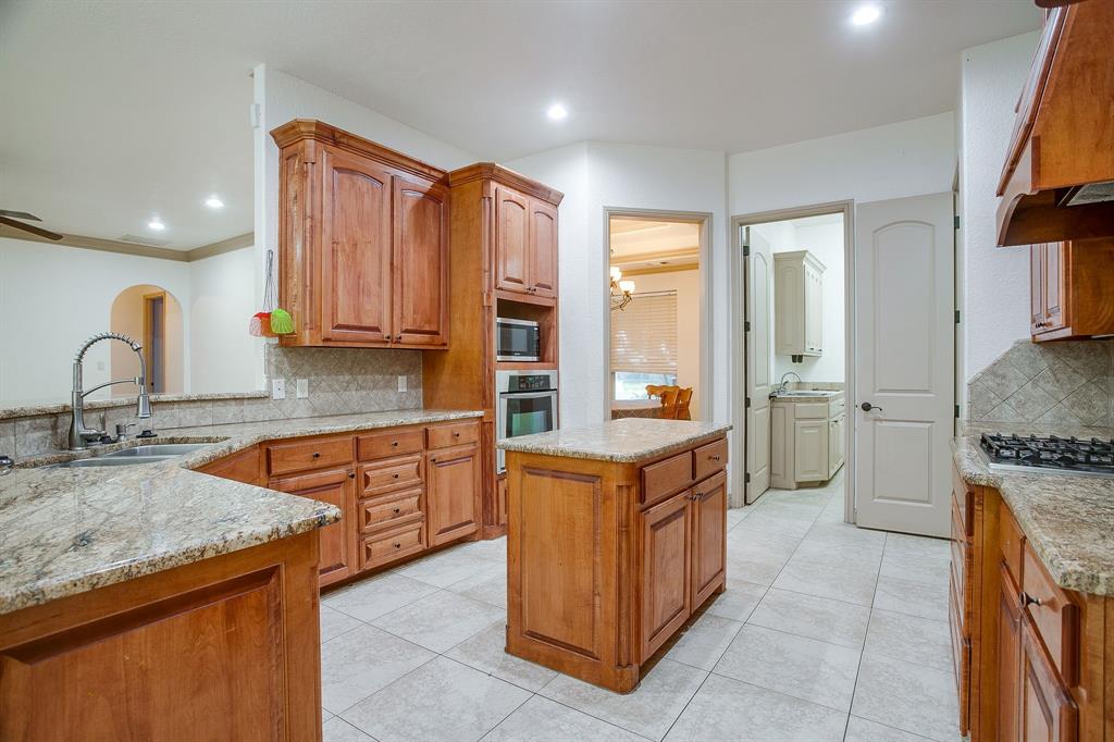 9704 Trinity Court Property Photo 12