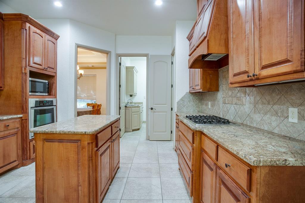 9704 Trinity Court Property Photo 13