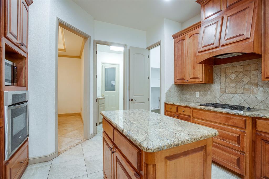 9704 Trinity Court Property Photo 14