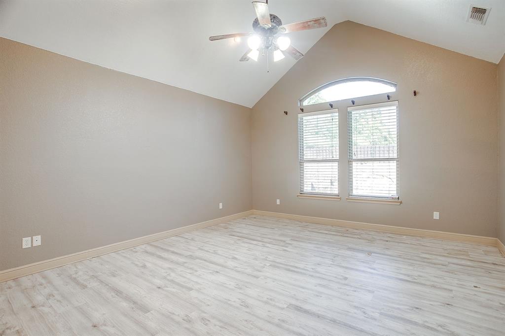 9704 Trinity Court Property Photo 18