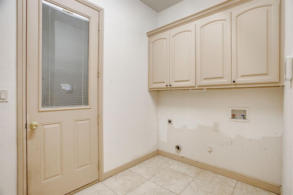 9704 Trinity Court Property Photo 32