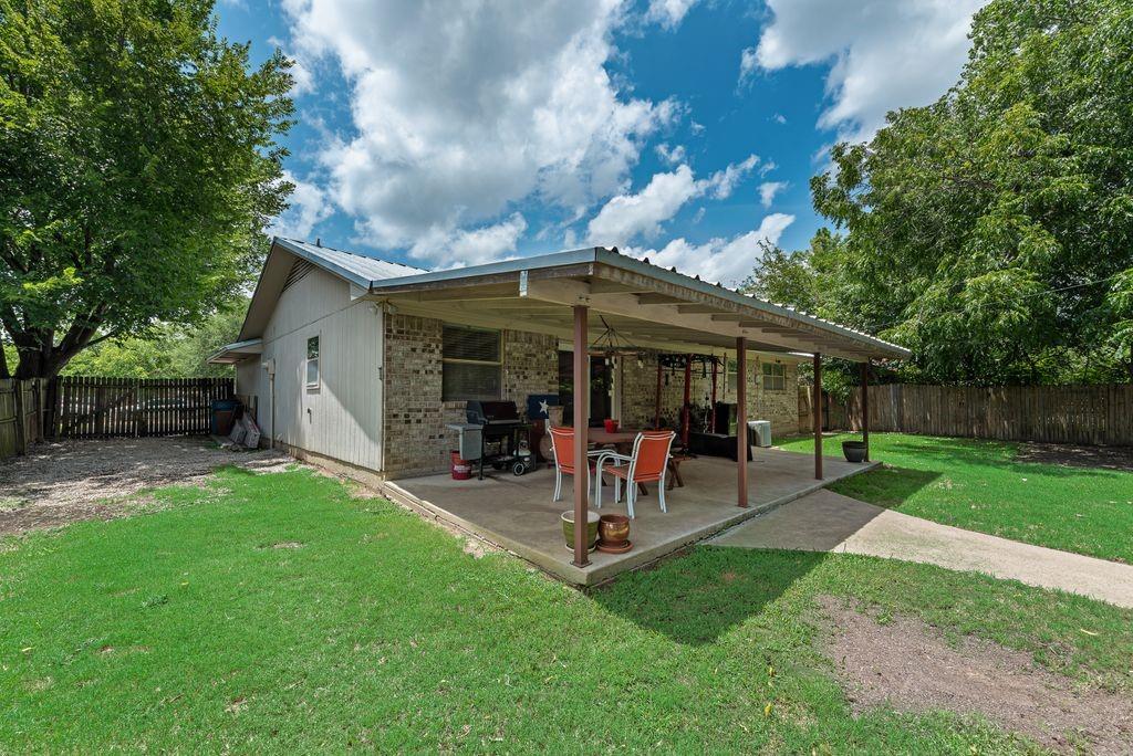 802 N Spears Street Property Photo 20