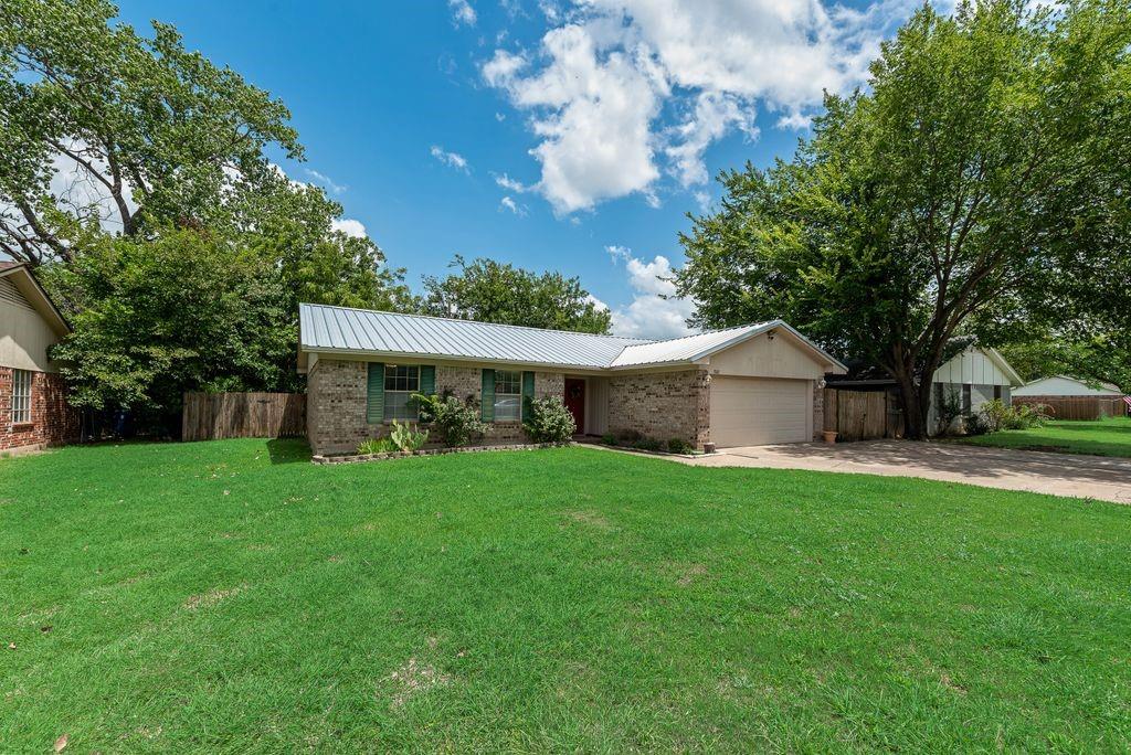 802 N Spears Street Property Photo 21