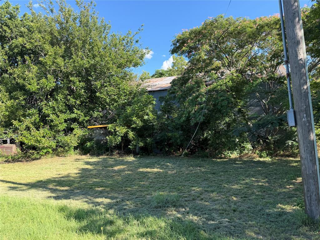 9999 W Mills Property Photo 2