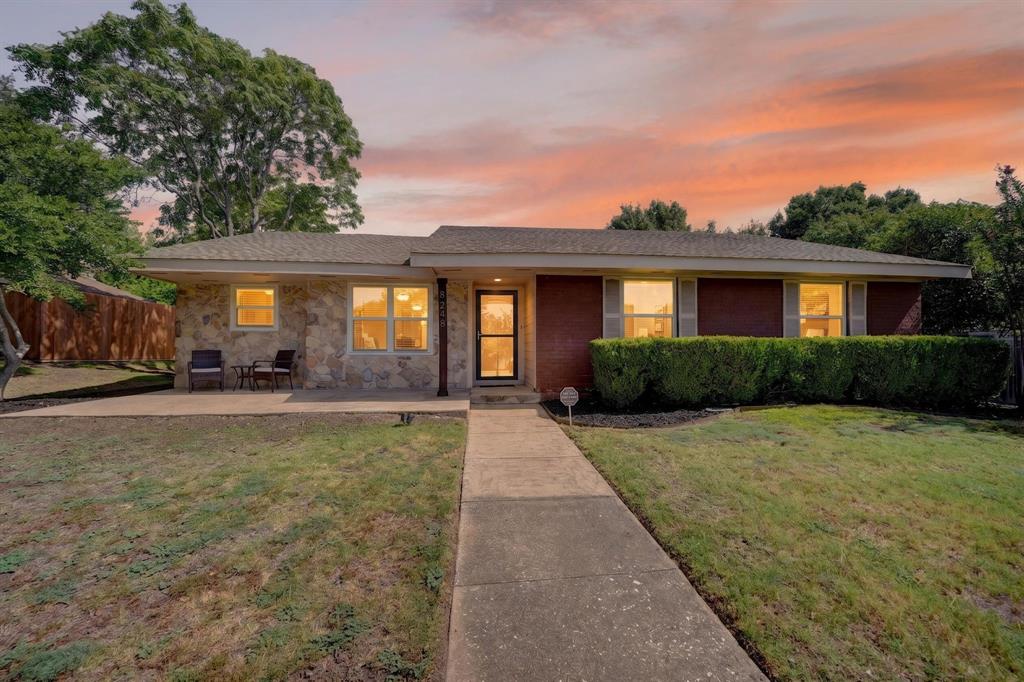8248 Whitewing Drive Property Photo 1