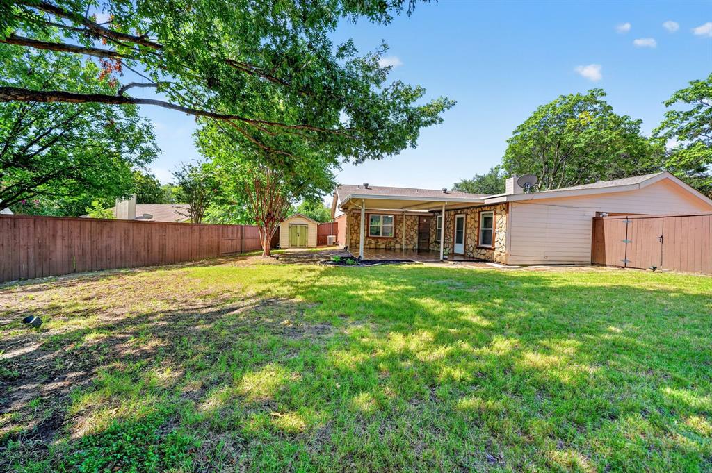 8248 Whitewing Drive Property Photo 30