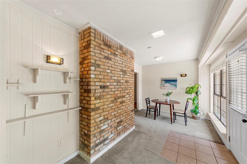 506 Willowcrest Drive Property Photo 12
