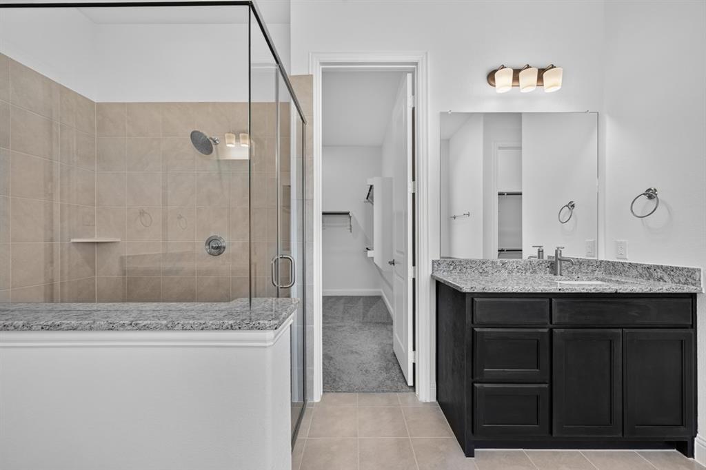 1709 Yellow Rose Road Property Photo 4
