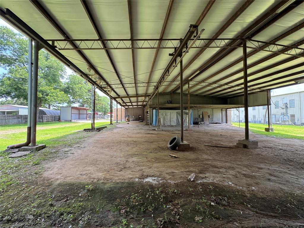 1208 S Chestnut Street Property Photo 11