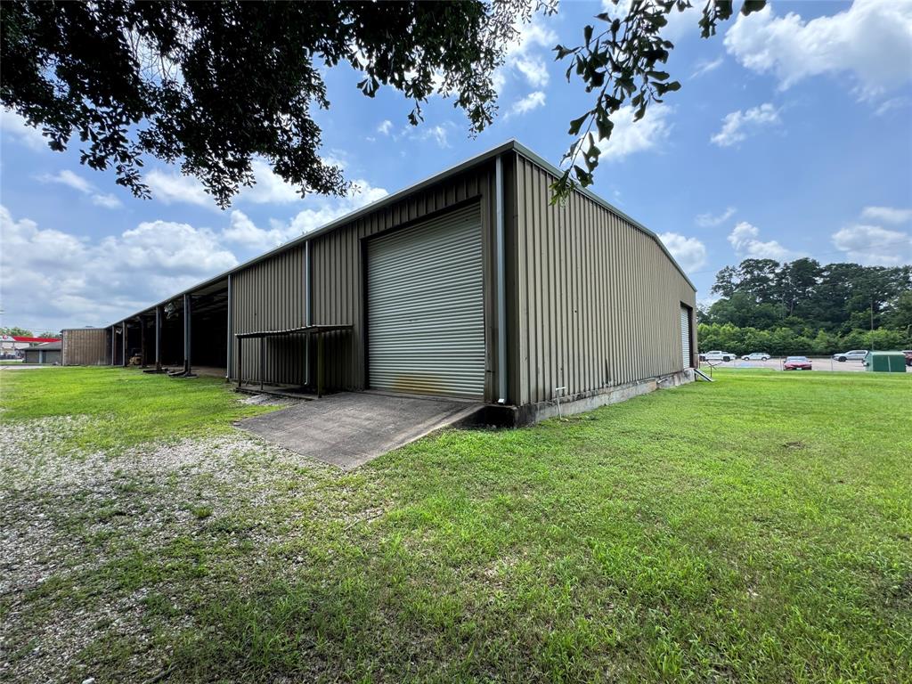 1208 S Chestnut Street Property Photo 14