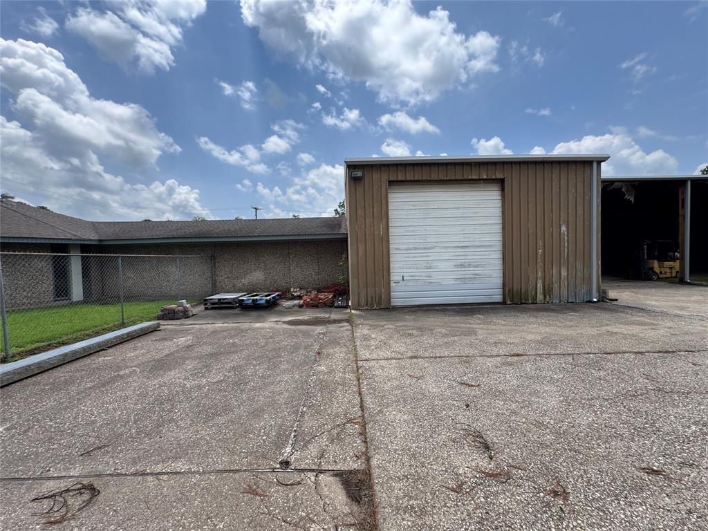 1208 S Chestnut Street Property Photo 24