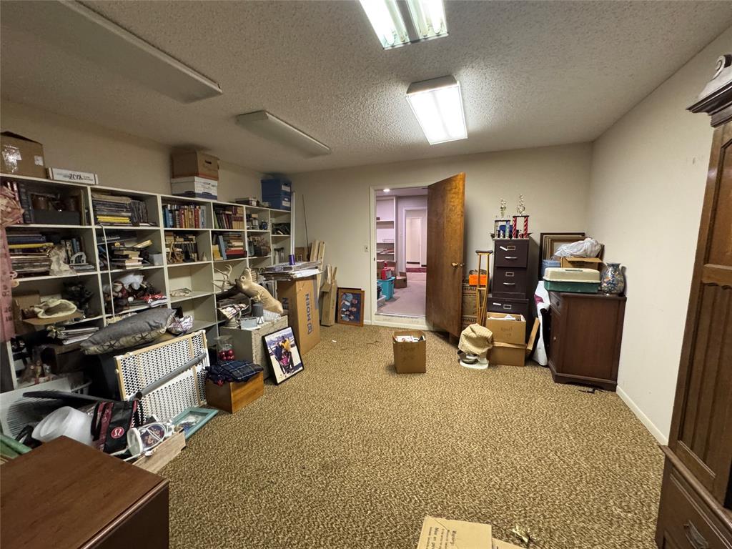 1208 S Chestnut Street Property Photo 35