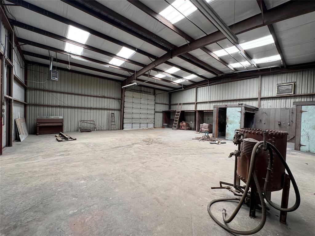 1208 S Chestnut Street Property Photo 37
