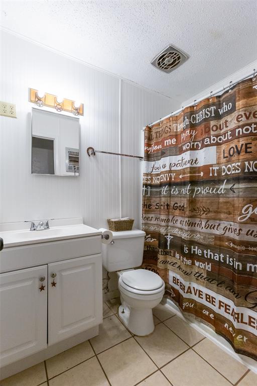 1702 N Avenue G Property Photo 20