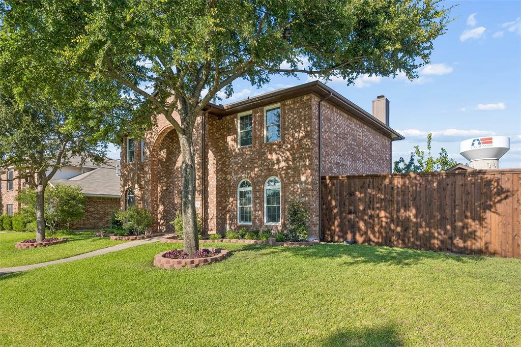 753 Summerfield Drive Property Photo 7