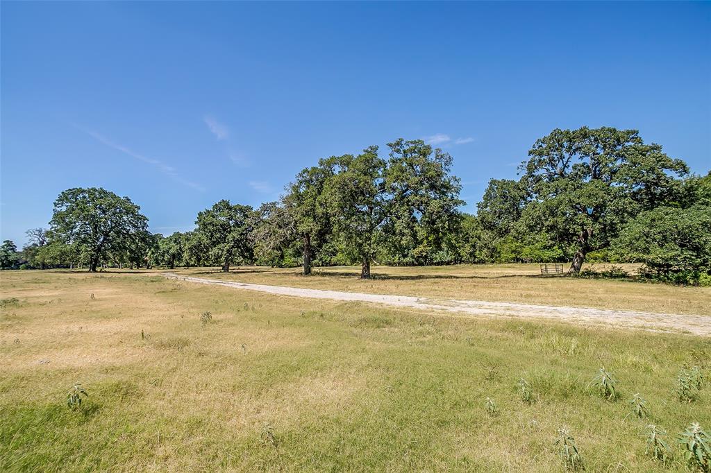 1080 Grand Oaks Ranch Road Property Photo 2